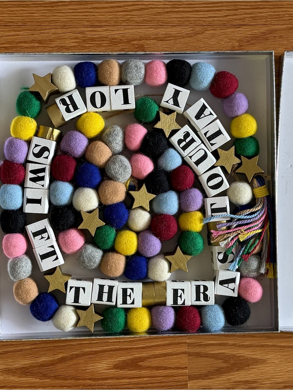 TAYLOR SWIFT | THE ERAS TOUR Friendship Bracelet Garland NEW IN BOX